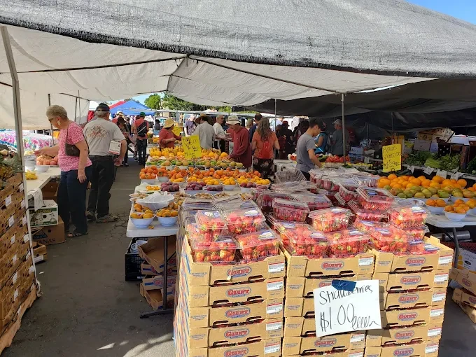 International food court