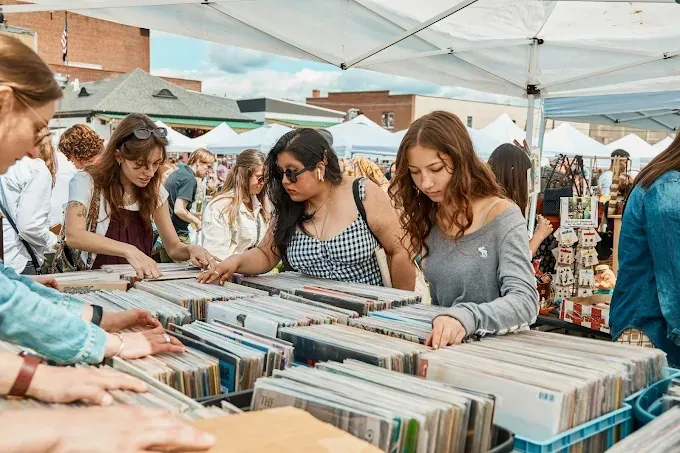 Featured vendors and specialization areas